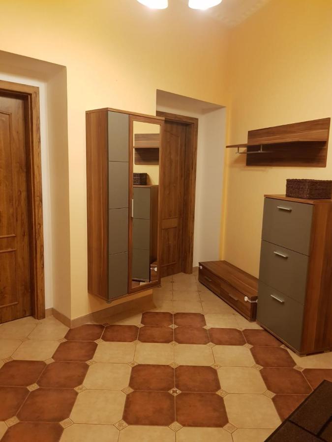 Apartman Moravska 188 كارلوفي فاري المظهر الخارجي الصورة
